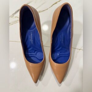 Antonia Saint NY pumps